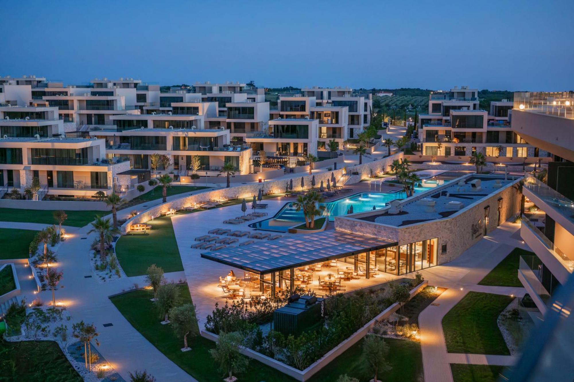 Petram Resort & Residences サヴドリア エクステリア 写真