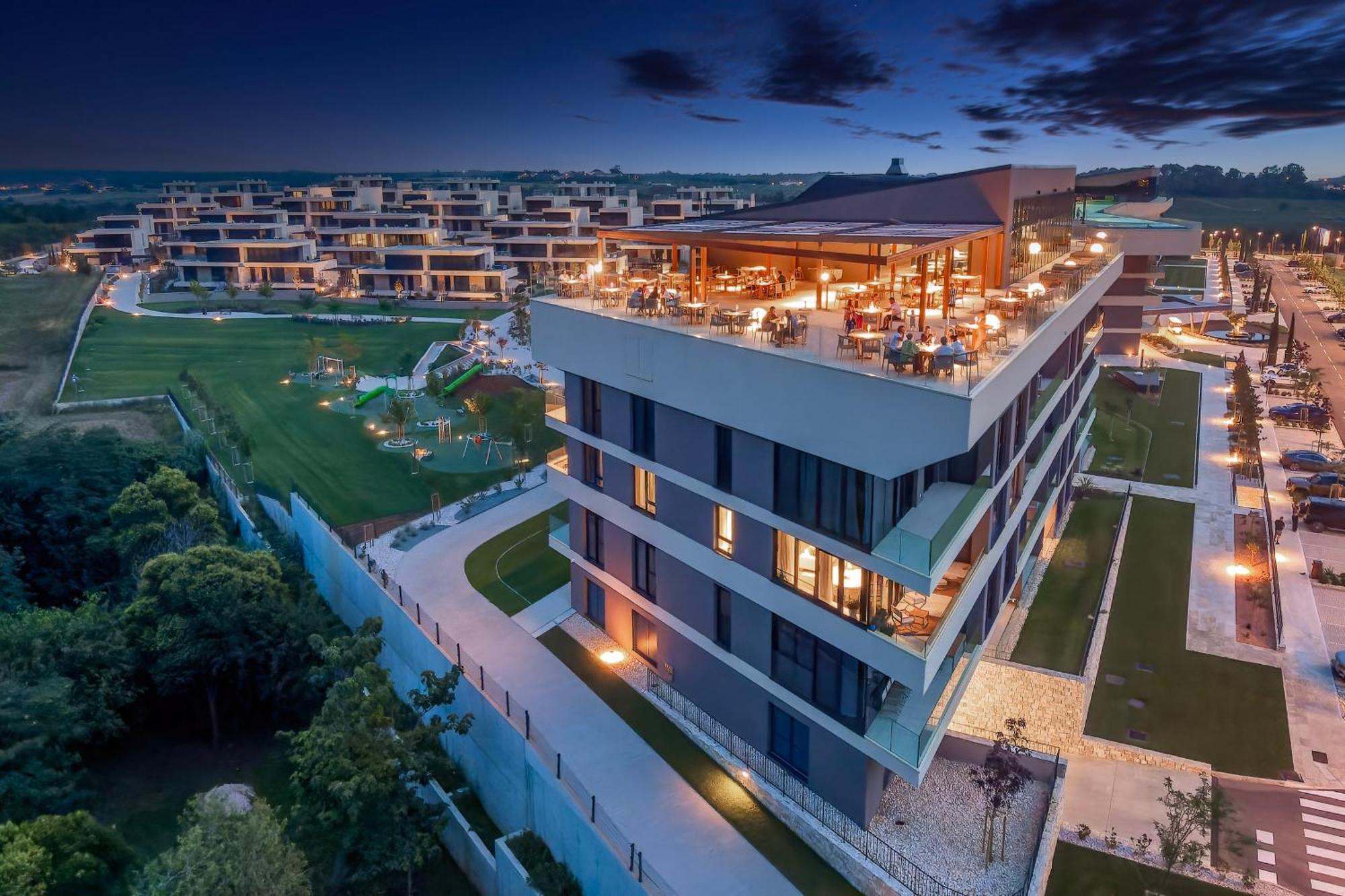 Petram Resort & Residences サヴドリア エクステリア 写真